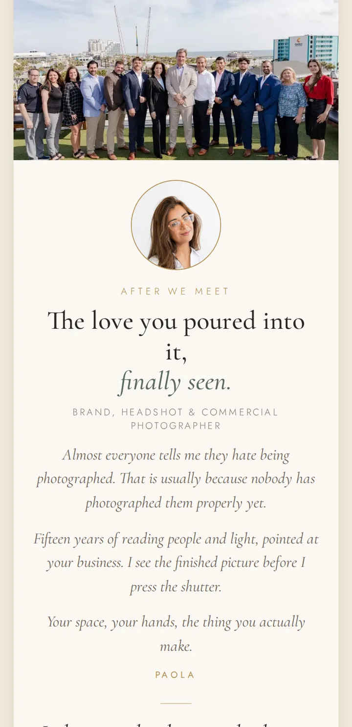 Paola&rsquo;s business pocket open on a phone: a team she photographed, her portrait, and her own words about what she does.